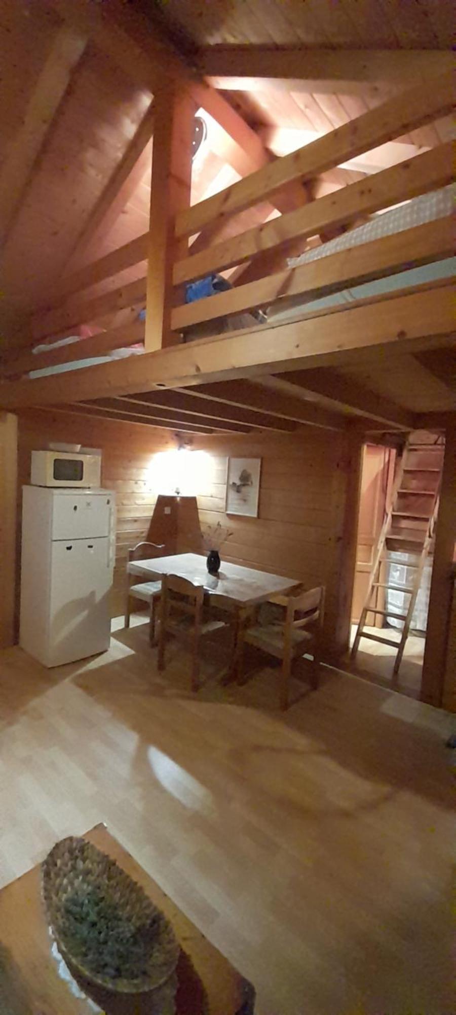 Location Type Gite, Chambre D'Hote, Meuble De Tourisme Dans Joli Petit Chalet Typique Et Ou Jolie Roulotte Type Boheme Waldighoffen Exterior photo